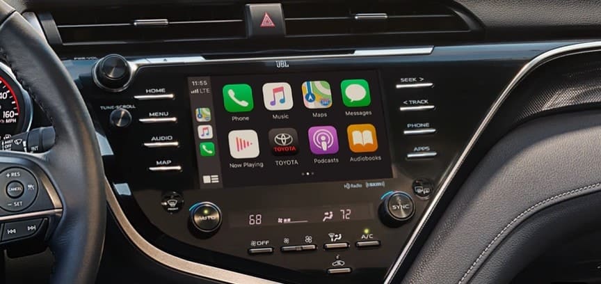 2020-Toyota-Camry-Apple-CarPlay