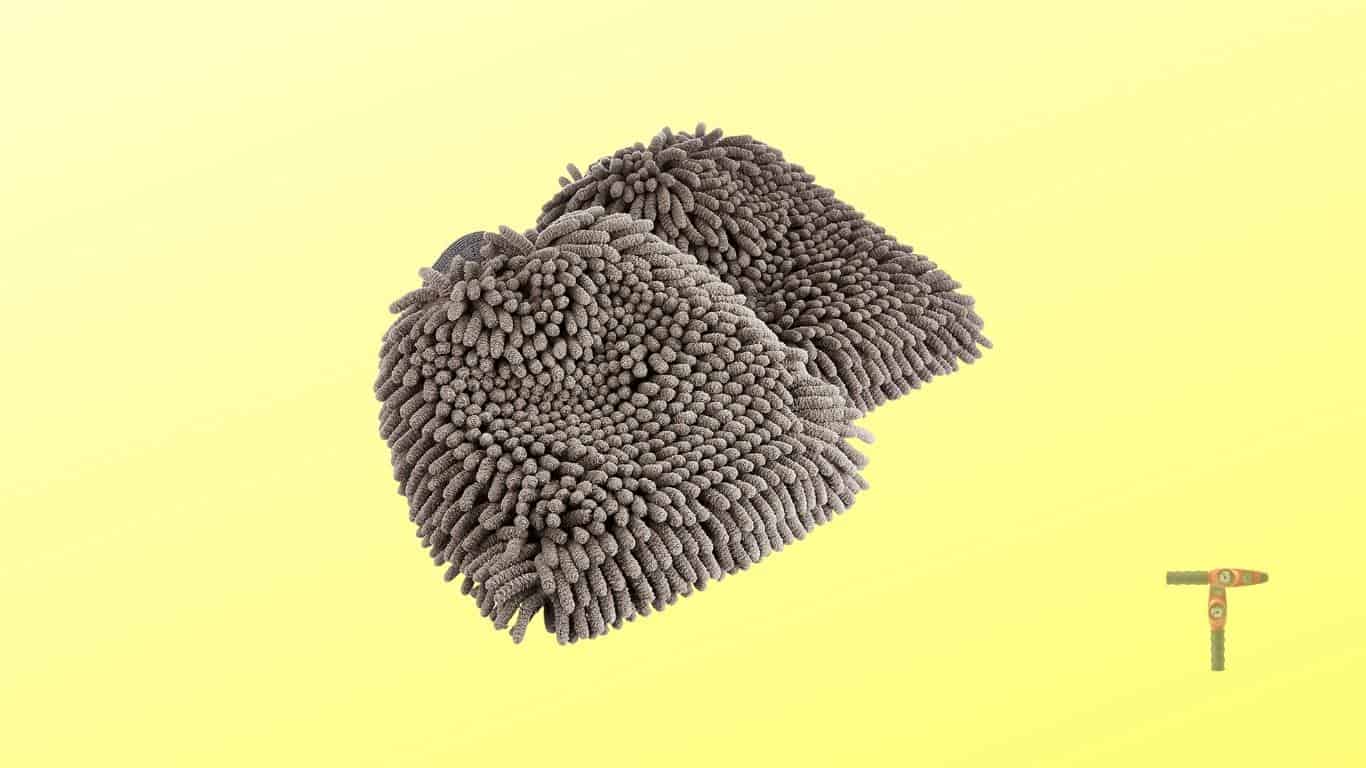 AmazonBasics Deluxe Microfiber Car Wash Mitt