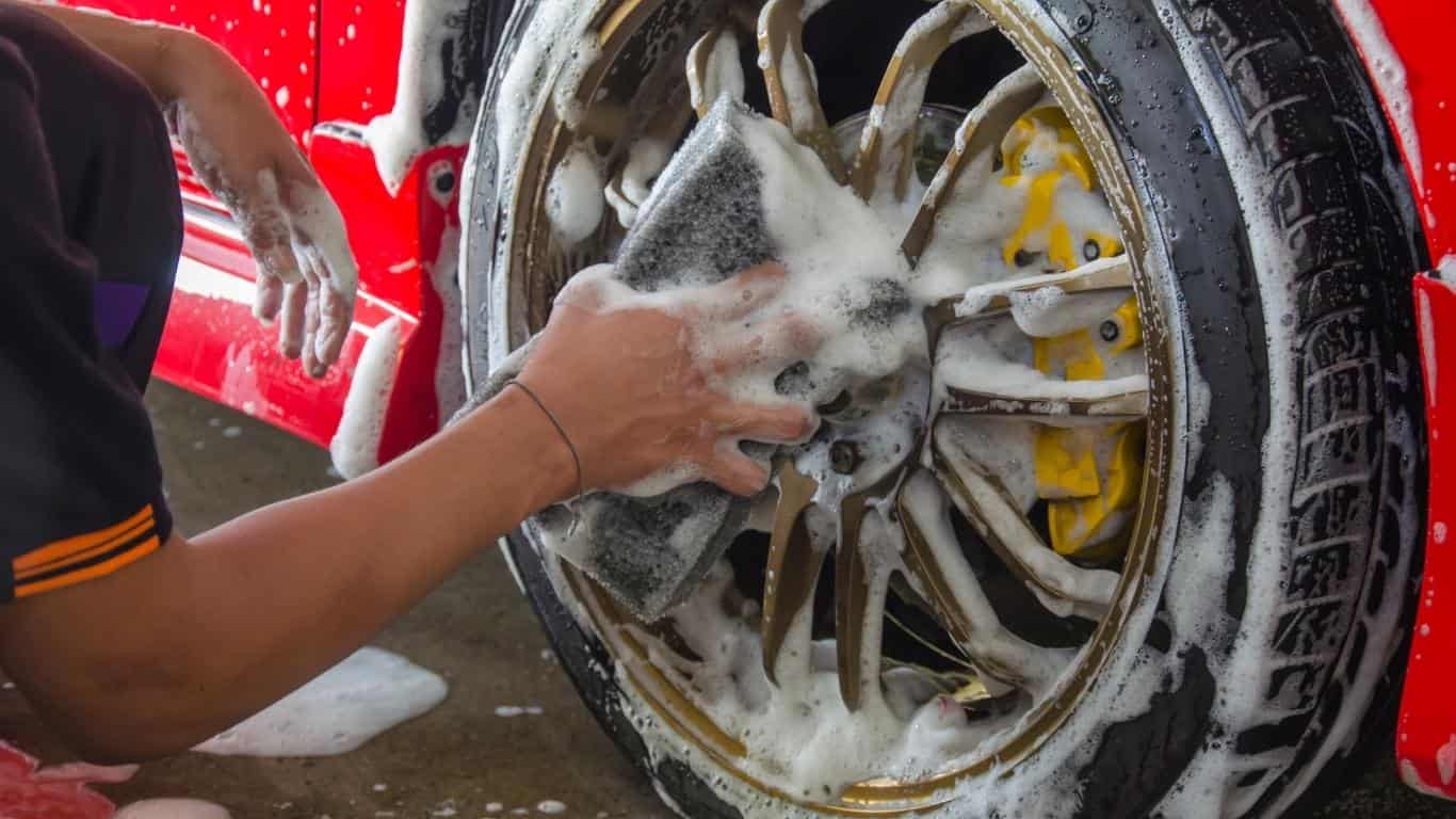 Washing a car tire