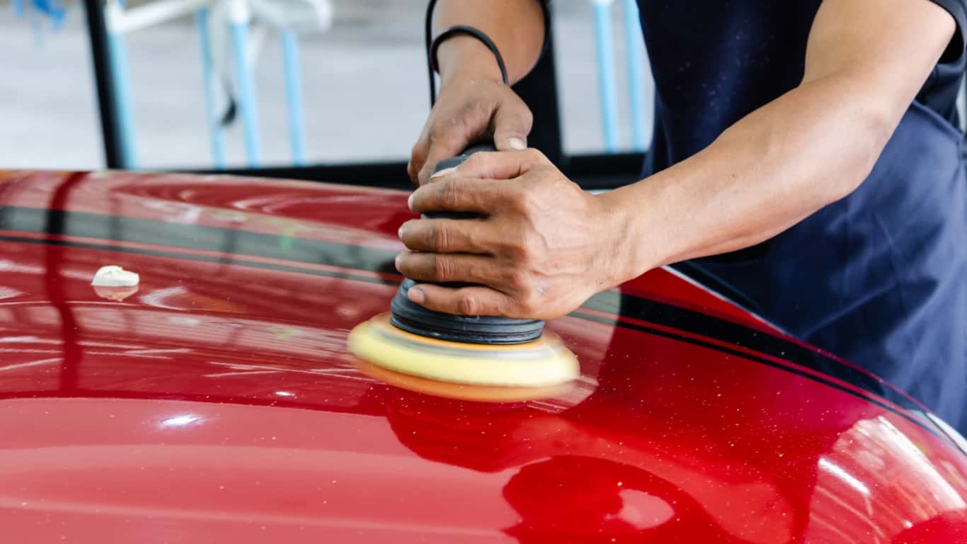 High speed car polishing with a buffer and pad